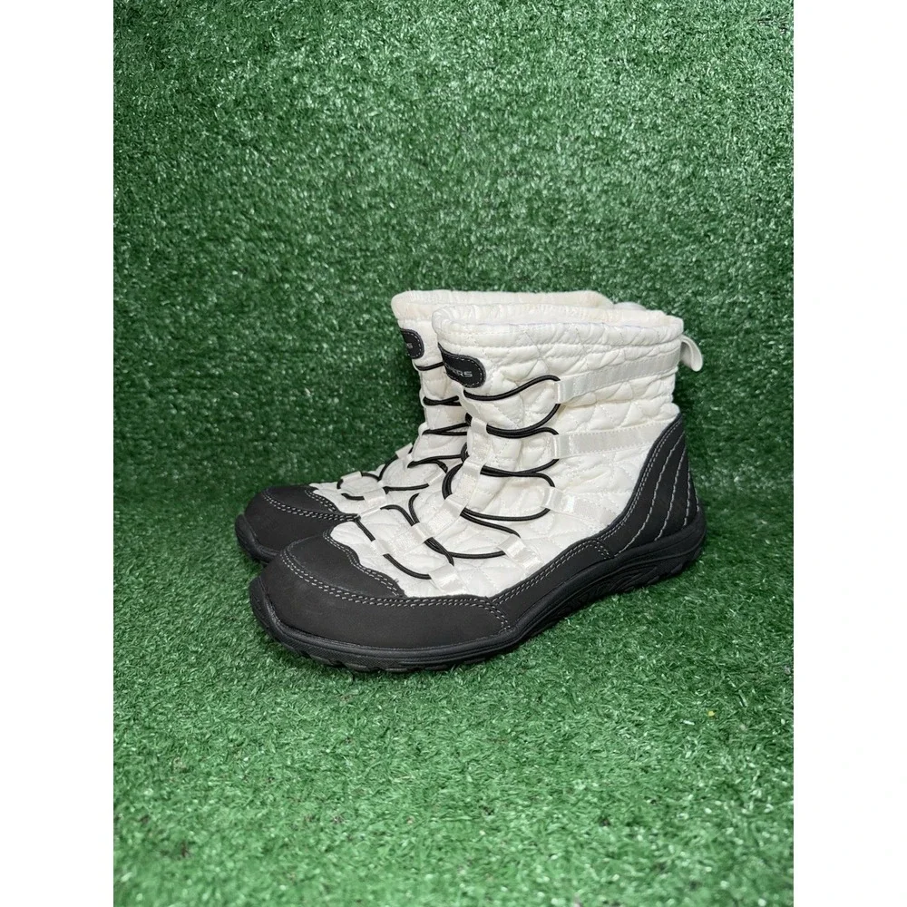 Skechers Women Size 8 Reggae Fest Quilted Puffer Outdoor Hiking Trail Rain Boots